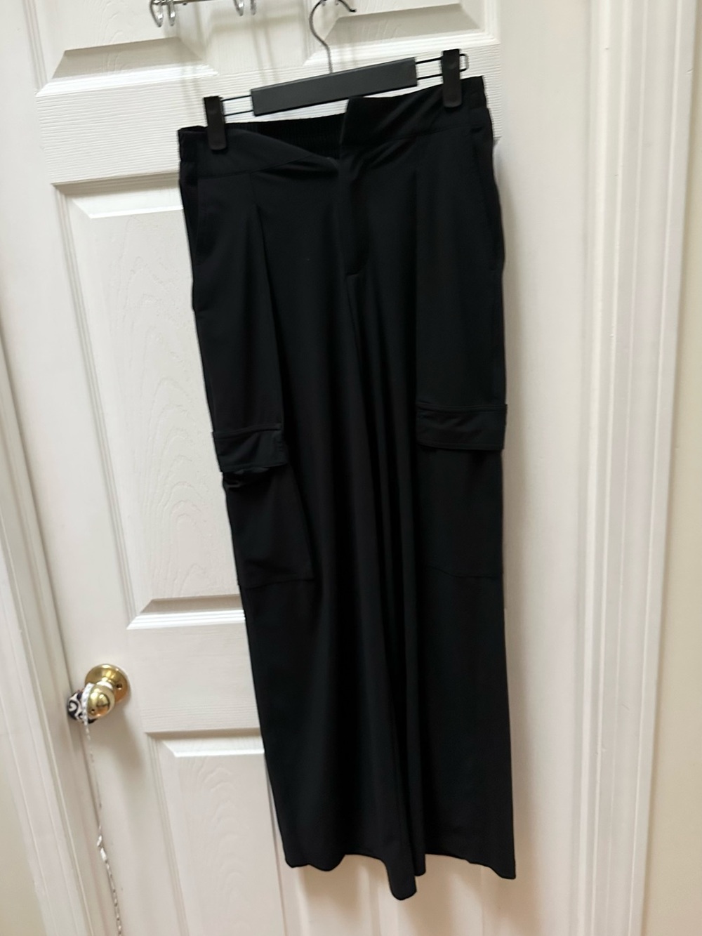 Athleta Pinnacle High Rise Cargo Trouser black s small - Picture 2 of 7
